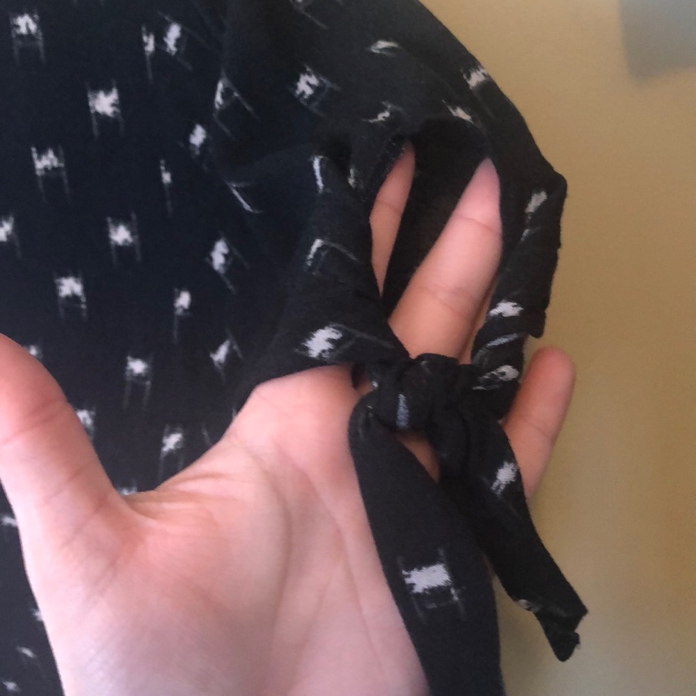 Universal Thread crossfront tee - Picture 3 of 4